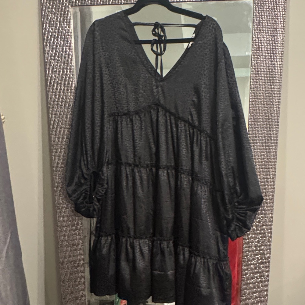 ODDY Black Textured Dress